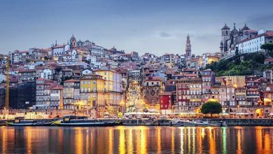 Porto: Transferencia privada a Lisboa con paradas en 3 ciudades
